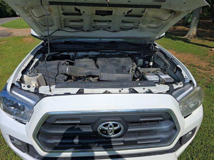 2017 Toyota Tacoma მანქანა იყიდება აუქციონზე, vin: 5TFCZ5AN2HX076803, აუქციონის ნომერი: 64514986