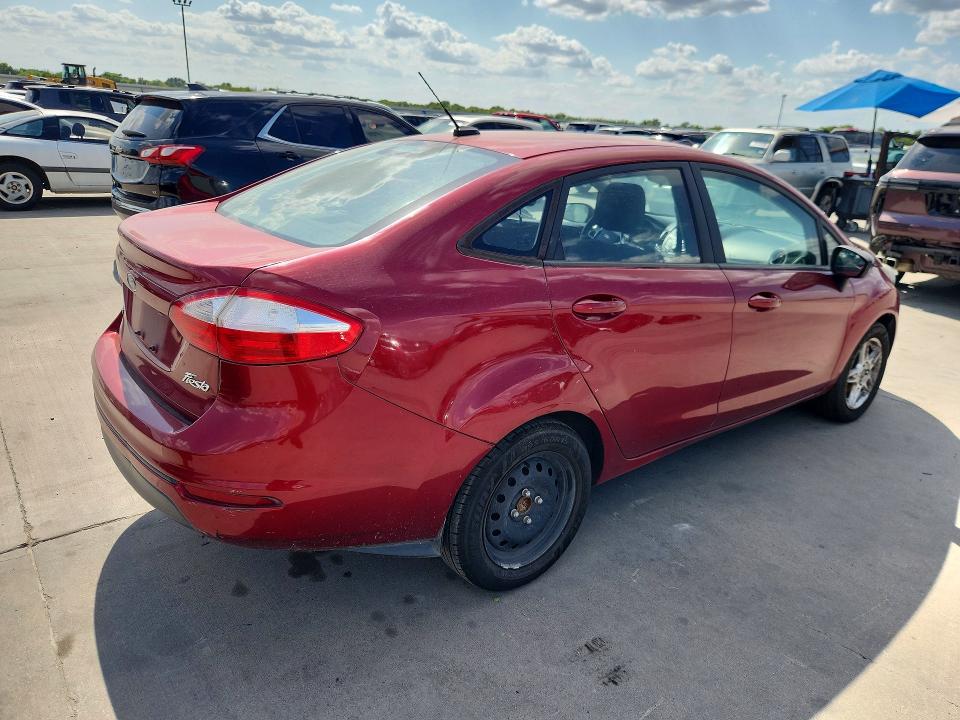 64217226 :رقم المزاد ، 3FADP4BJ3HM163718 vin ، 2017 Ford Fiesta مزاد بيع