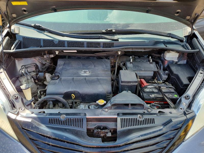 2014 Toyota Sienna მანქანა იყიდება აუქციონზე, vin: 5TDZK3DC5ES448438, აუქციონის ნომერი: 65702776