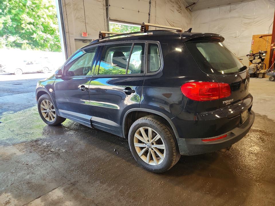 2018 Volkswagen Tiguan Limited მანქანა იყიდება აუქციონზე, vin: WVGBV7AX4JK001782, აუქციონის ნომერი: 62358586