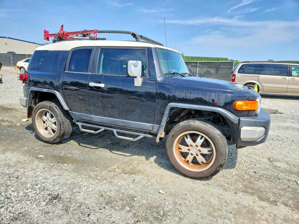 2007 Toyota Fj Cruiser მანქანა იყიდება აუქციონზე, vin: JTEBU11F270032122, აუქციონის ნომერი: 65062526