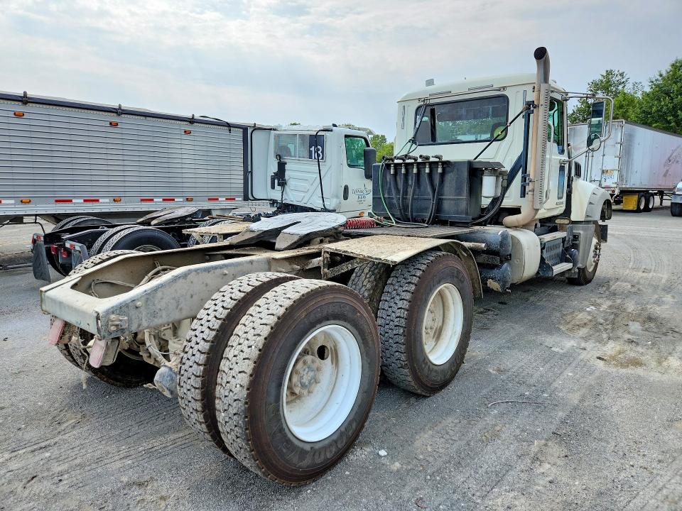 Продаж на аукціоні авто 2017 Mack Gu713, vin: 1M1AX04Y0HM032371, номер лоту: 63365736