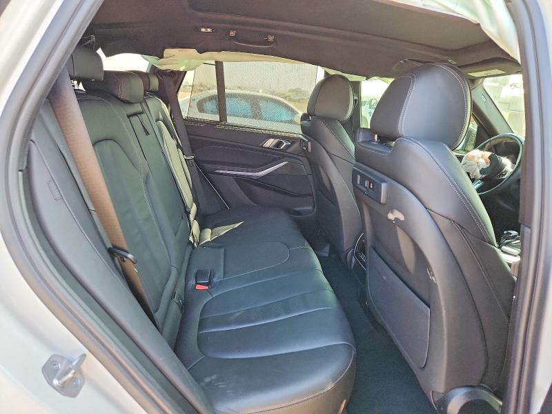 65818606 :رقم المزاد ، 5UXCR6C04N9J13453 vin ، 2022 Bmw X5 مزاد بيع