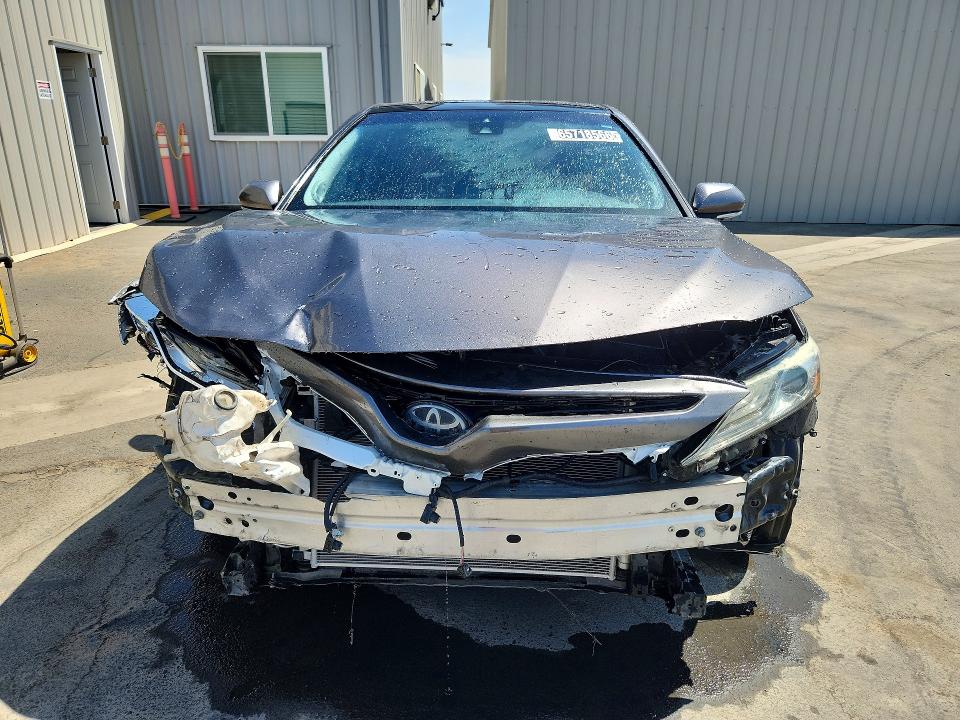 Продаж на аукціоні авто 2018 Toyota Camry, vin: 4T1B61HKXJU562738, номер лоту: 65718566