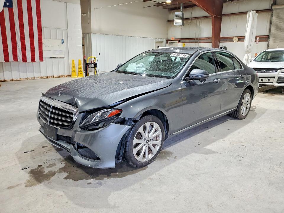 Продажа на аукционе авто 2020 Mercedes-benz E, vin: W1KZF6JB7LA760083, номер лота: 64807816
