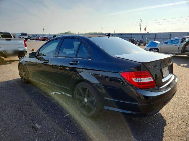 2013 Mercedes-benz C მანქანა იყიდება აუქციონზე, vin: WDDGF5HB5DA854326, აუქციონის ნომერი: 62465136