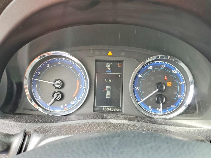 63729396 :رقم المزاد ، 2T1BURHE8HC832107 vin ، 2017 Toyota Corolla مزاد بيع