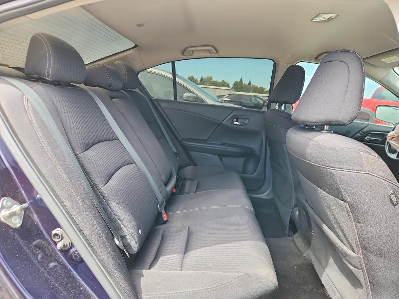 67031796 :رقم المزاد ، 1HGCR2F55FA114274 vin ، 2015 Honda Accord مزاد بيع
