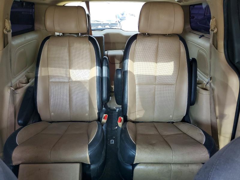 64474806 :رقم المزاد ، KNDME5C11F6038539 vin ، 2015 Kia Sedona مزاد بيع
