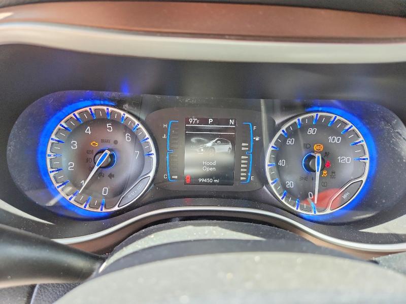 64596226 :رقم المزاد ، 2C4RC1FG1JR107008 vin ، 2018 Chrysler Pacifica مزاد بيع