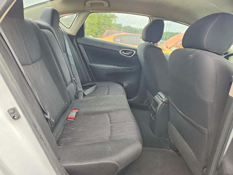 Продажа на аукционе авто 2017 Nissan Sentra, vin: 3N1AB7AP7HY333125, номер лота: 64952426