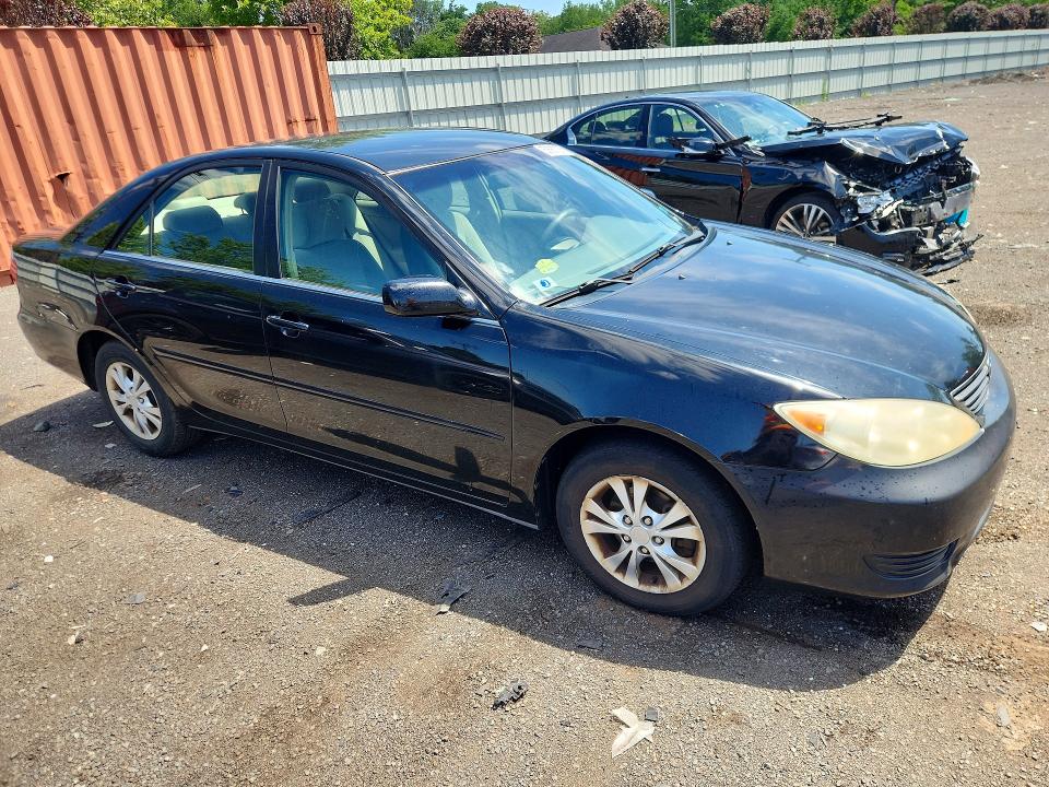 Aukcja sprzedaży 2005 Toyota Camry, vin: 4T1BF32K65U110215, numer aukcji: 63687026