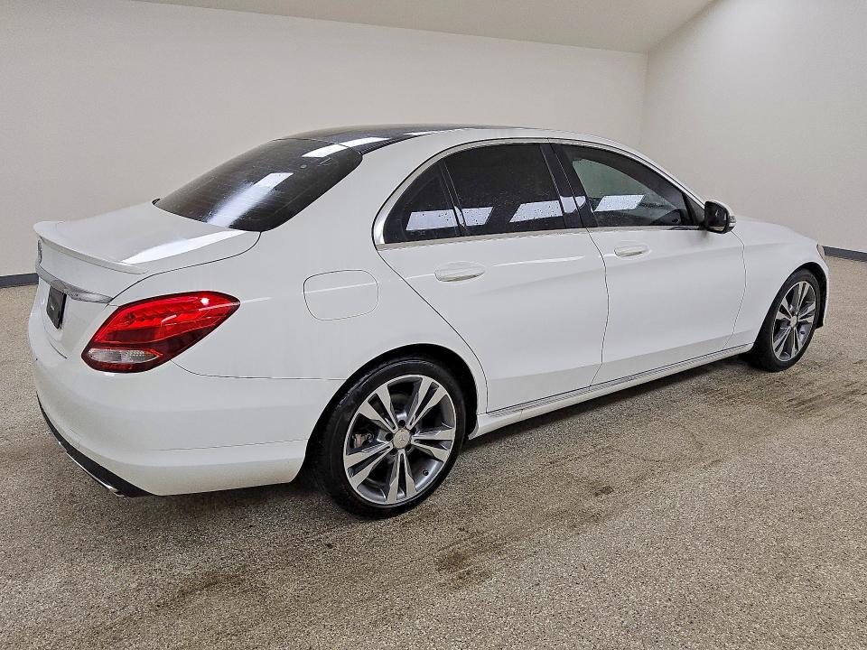2016 Mercedes-benz C მანქანა იყიდება აუქციონზე, vin: 55SWF4JB7GU132070, აუქციონის ნომერი: 62774626