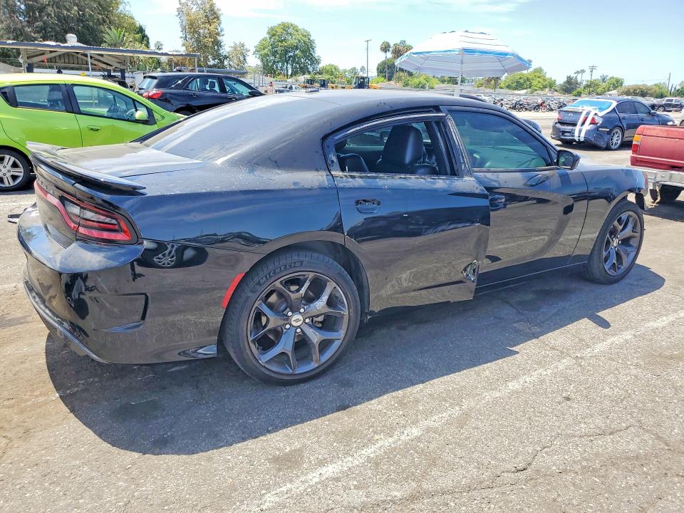 64468436 :رقم المزاد ، 2C3CDXBG1MH581003 vin ، 2021 Dodge Charger مزاد بيع