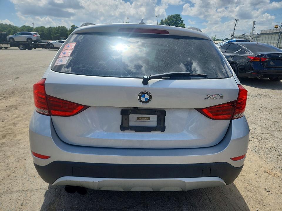 2013 Bmw X1 მანქანა იყიდება აუქციონზე, vin: WBAVM5C54DVL63681, აუქციონის ნომერი: 64949936