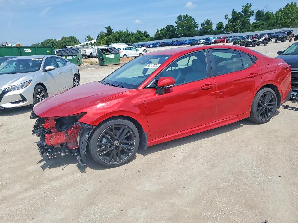 64117976 :رقم المزاد ، 4T1DAACKXSU041745 vin ، 2025 Toyota Camry مزاد بيع
