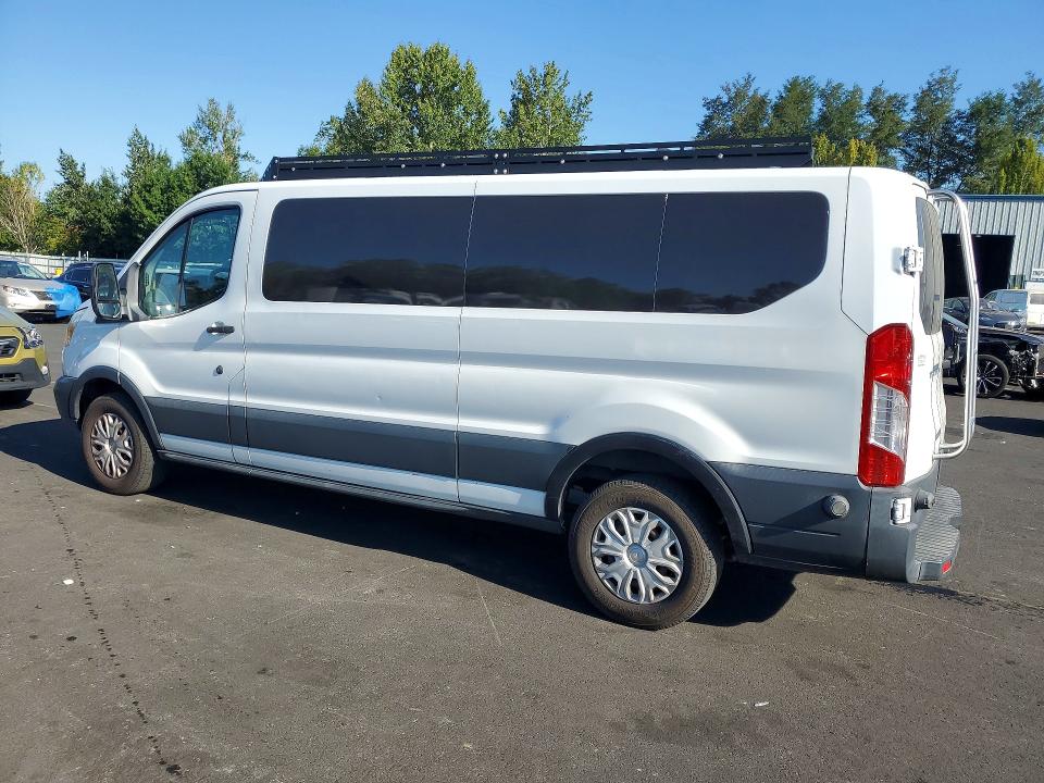 65329236 :رقم المزاد ، 1FBZX2ZM7FKA94402 vin ، 2015 Ford Transit مزاد بيع