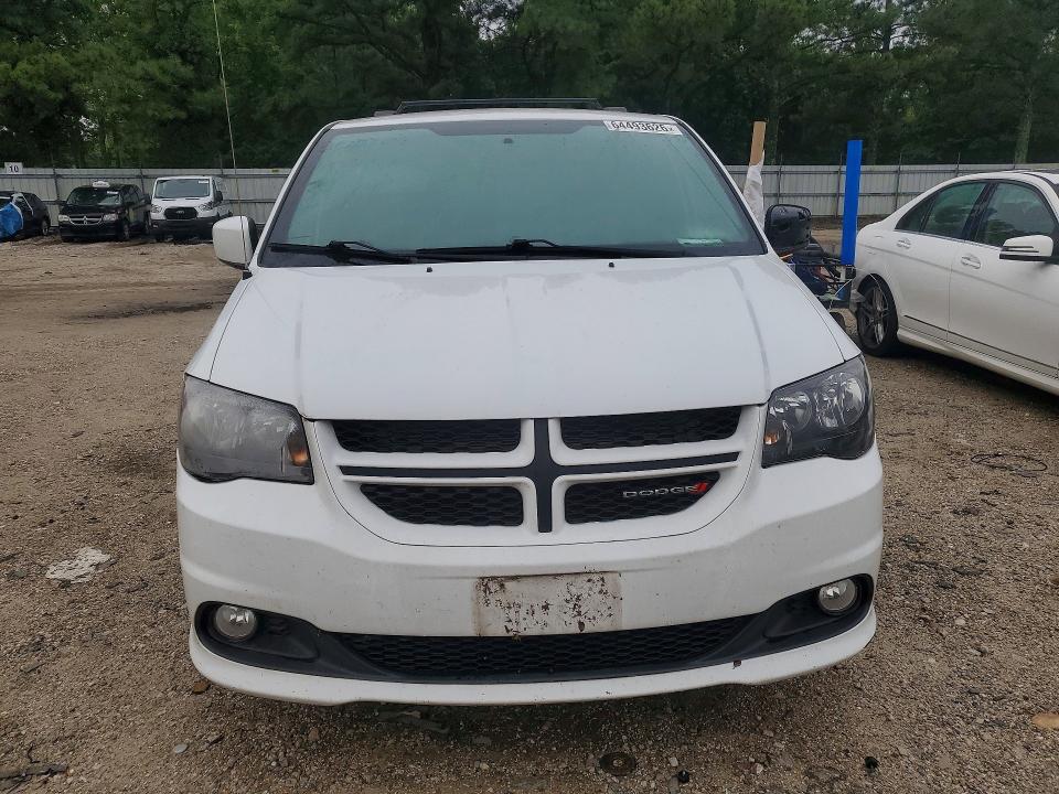 64493626 :رقم المزاد ، 2C4RDGEG4JR147553 vin ، 2018 Dodge Grand Caravan مزاد بيع