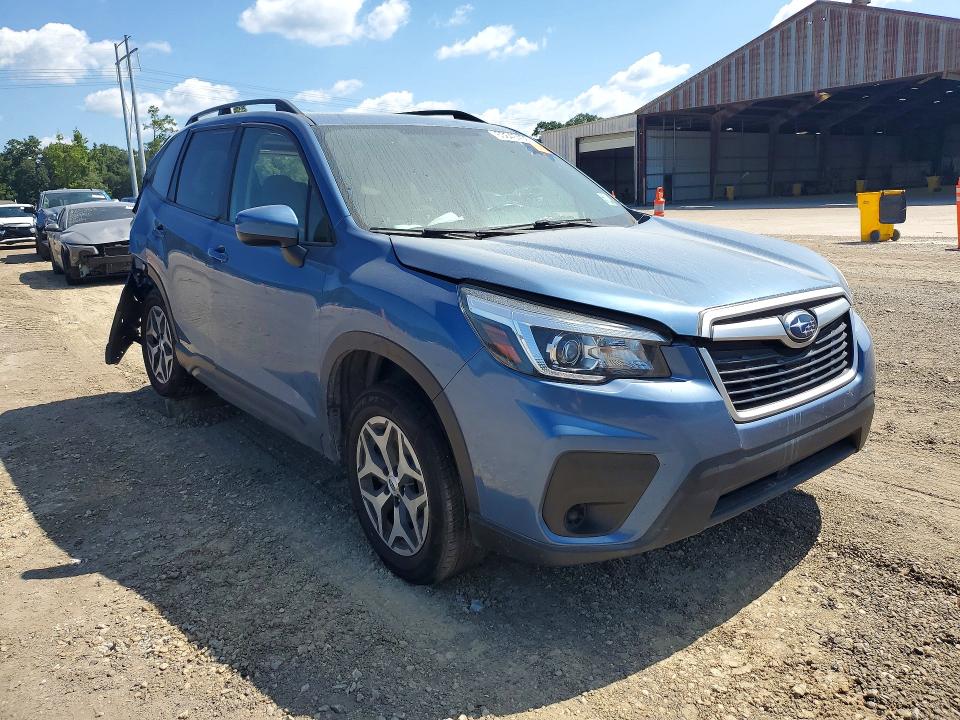 63646406 :رقم المزاد ، JF2SKAJC6LH546066 vin ، 2020 Subaru Forester مزاد بيع