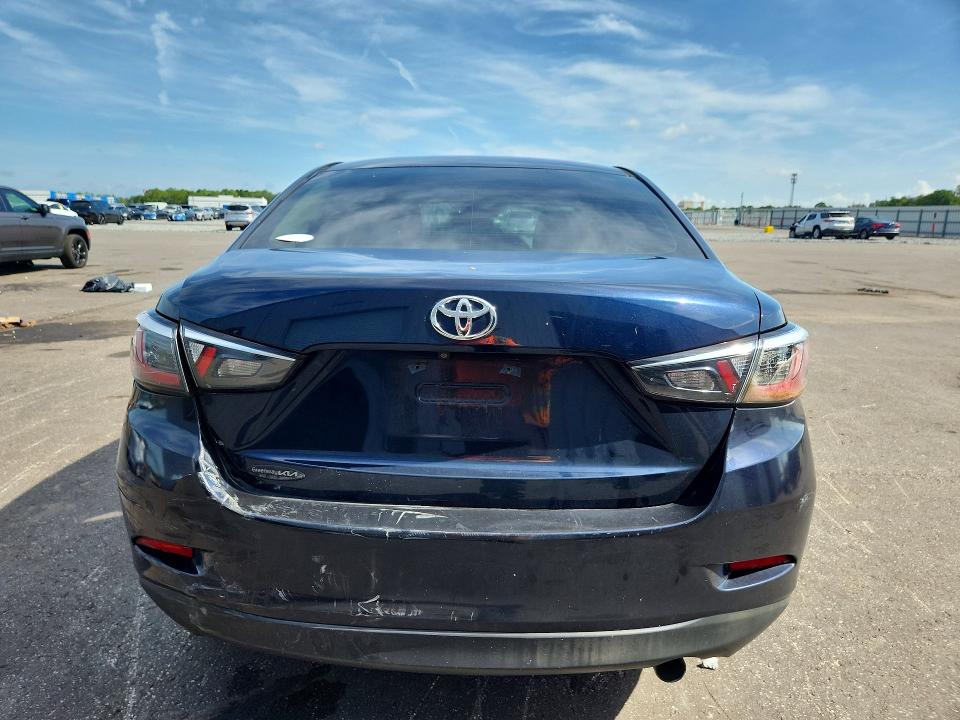 Aukcja sprzedaży 2017 Toyota Yaris Ia, vin: 3MYDLBYV9HY147201, numer aukcji: 64188326