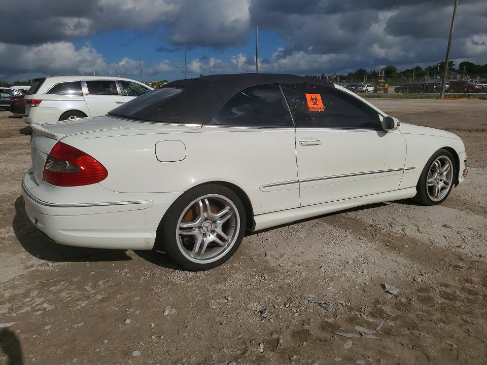 64039876 :رقم المزاد ، WDBTK72F78T094128 vin ، 2008 Mercedes-benz Clk مزاد بيع