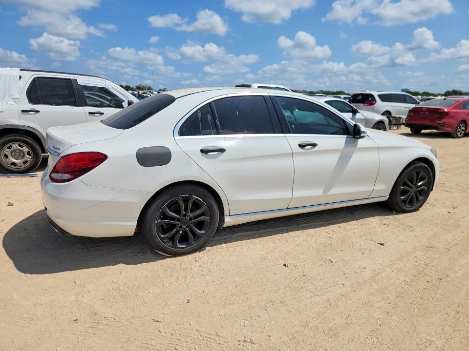 2015 Mercedes-benz C მანქანა იყიდება აუქციონზე, vin: 55SWF4KB4FU032098, აუქციონის ნომერი: 64139136