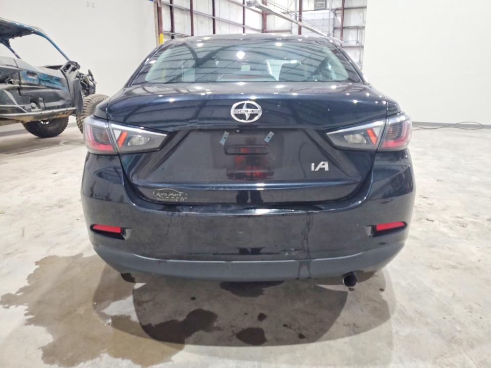 63357036 :رقم المزاد ، 3MYDLBZV5GY135057 vin ، 2016 Scion Ia مزاد بيع