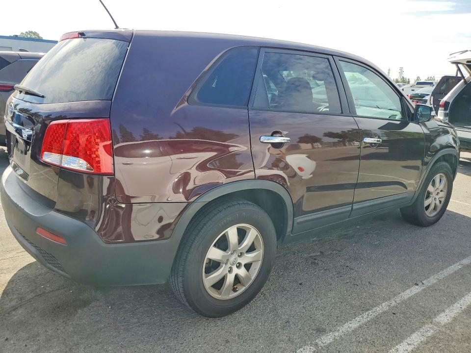 Продаж на аукціоні авто 2013 Kia Sorento, vin: 5XYKT4A16DG394750, номер лоту: 64499656