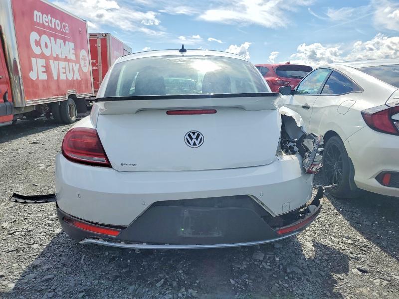 2018 Volkswagen Beetle მანქანა იყიდება აუქციონზე, vin: 3VWSD7AT4JM711596, აუქციონის ნომერი: 65280336
