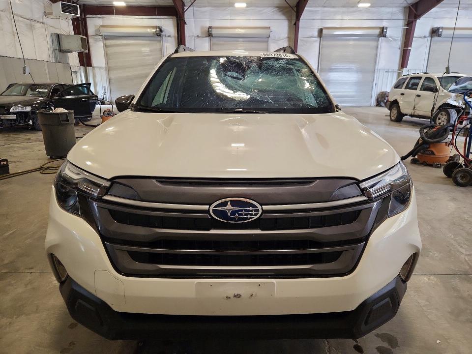 66972816 :رقم المزاد ، JF2SLDBC5SH469489 vin ، 2025 Subaru Forester مزاد بيع