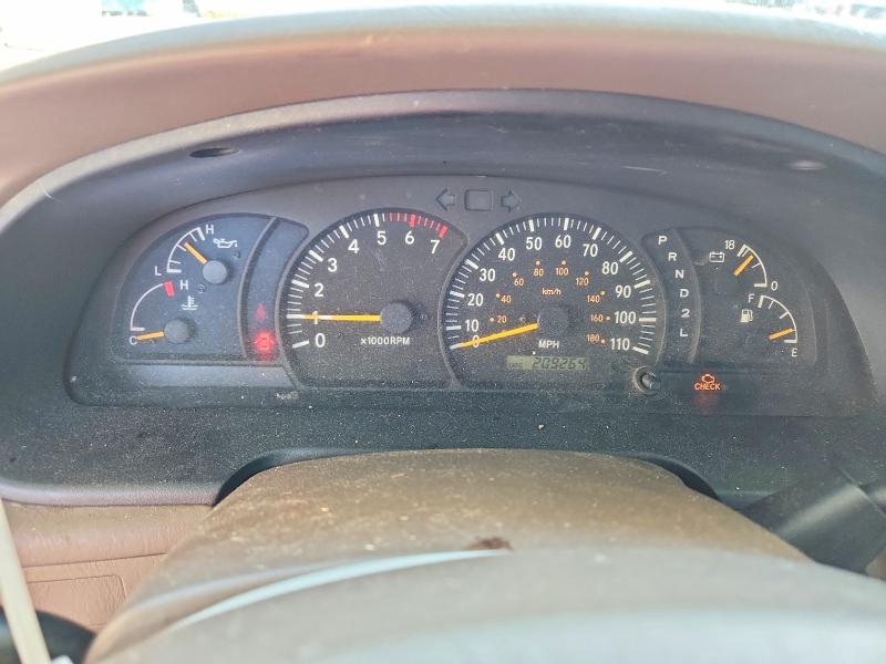 Auction sale of the 2000 Toyota Tundra, vin: 5TBRT381XYS101741, lot number: 66797116