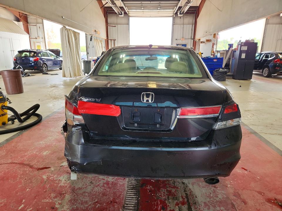 Продаж на аукціоні авто 2012 Honda Accord, vin: 1HGCP2F83CA070268, номер лоту: 64734606