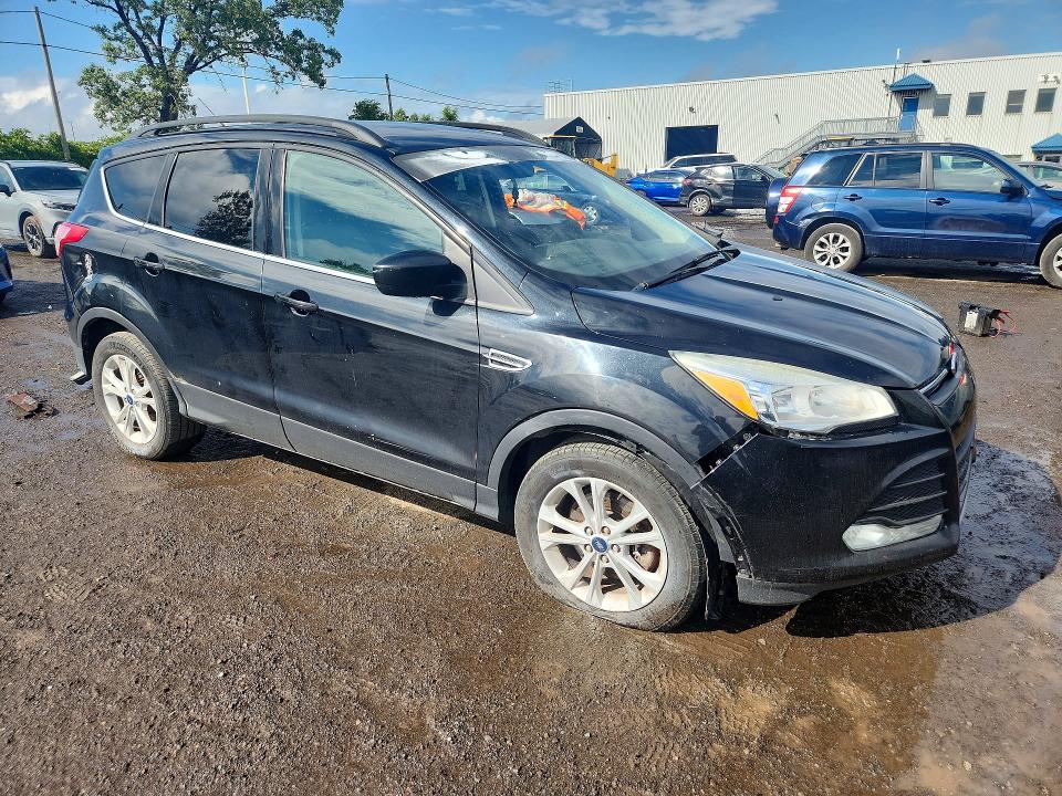 65840956 :رقم المزاد ، 1FMCU9G91FUC46868 vin ، 2015 Ford Escape مزاد بيع