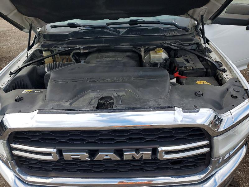 63327896 :رقم المزاد ، 3C6UR5CJ4KG512584 vin ، 2019 Ram 2500 مزاد بيع