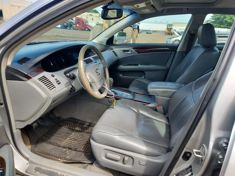 63536956 :رقم المزاد ، 4T1BK36B69U342812 vin ، 2009 Toyota Avalon مزاد بيع