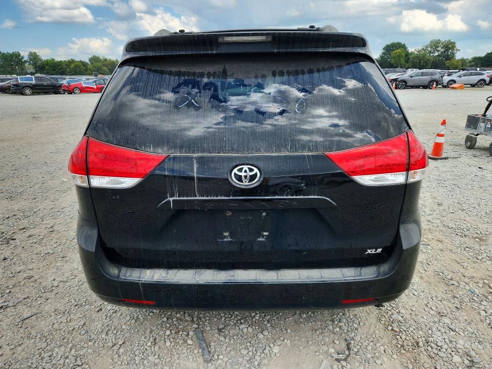 Продажа на аукционе авто 2012 Toyota Sienna, vin: 5TDYK3DC3CS233858, номер лота: 66822076