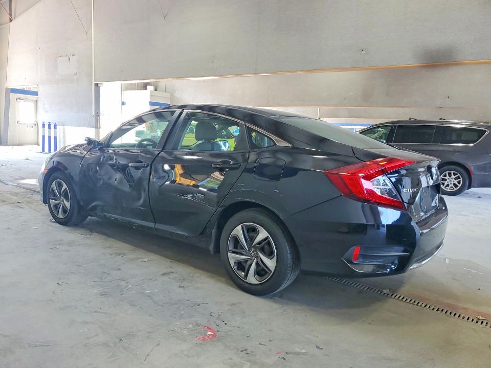 65741976 :رقم المزاد ، 19XFC2F68KE019866 vin ، 2019 Honda Civic مزاد بيع