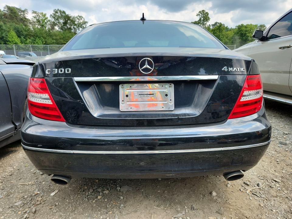 Продаж на аукціоні авто 2014 Mercedes-benz C, vin: WDDGF8ABXER304277, номер лоту: 63735996