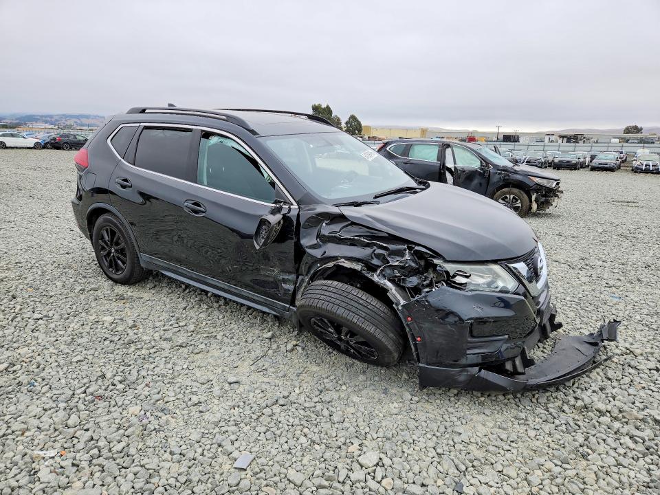64289496 :رقم المزاد ، 5N1AT2MVXHC754882 vin ، 2017 Nissan Rogue مزاد بيع