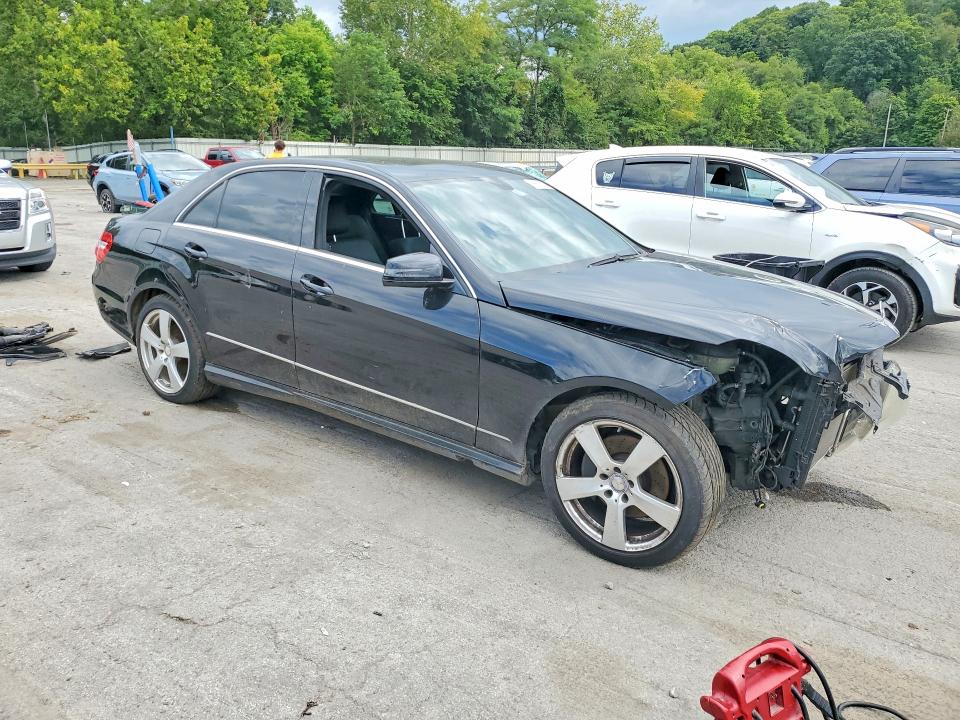 66651926 :رقم المزاد ، WDDHF8HB0AA166736 vin ، 2010 Mercedes-benz E مزاد بيع
