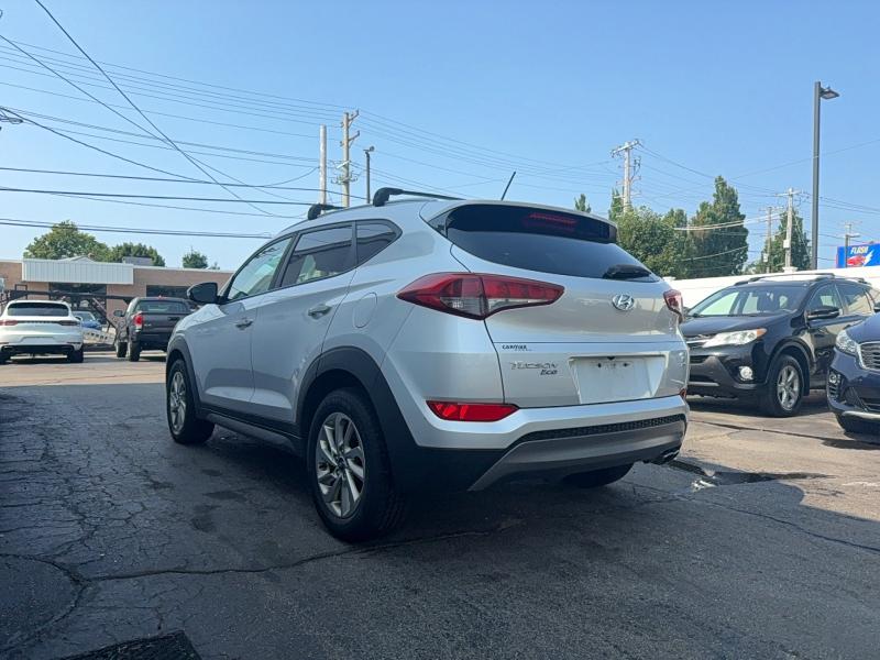 65103296 :رقم المزاد ، KM8J3CA29GU192143 vin ، 2016 Hyundai Tucson مزاد بيع