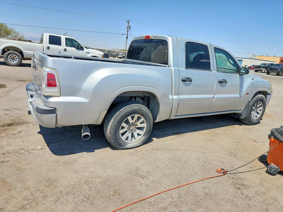 64018656 :رقم المزاد ، 1Z7HC28P47S171036 vin ، 2007 Mitsubishi Raider مزاد بيع