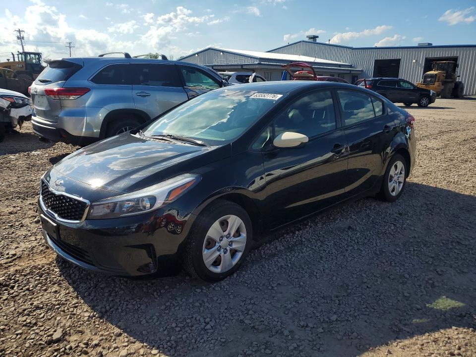 63552776 :رقم المزاد ، 3KPFK4A73JE273725 vin ، 2018 Kia Forte مزاد بيع