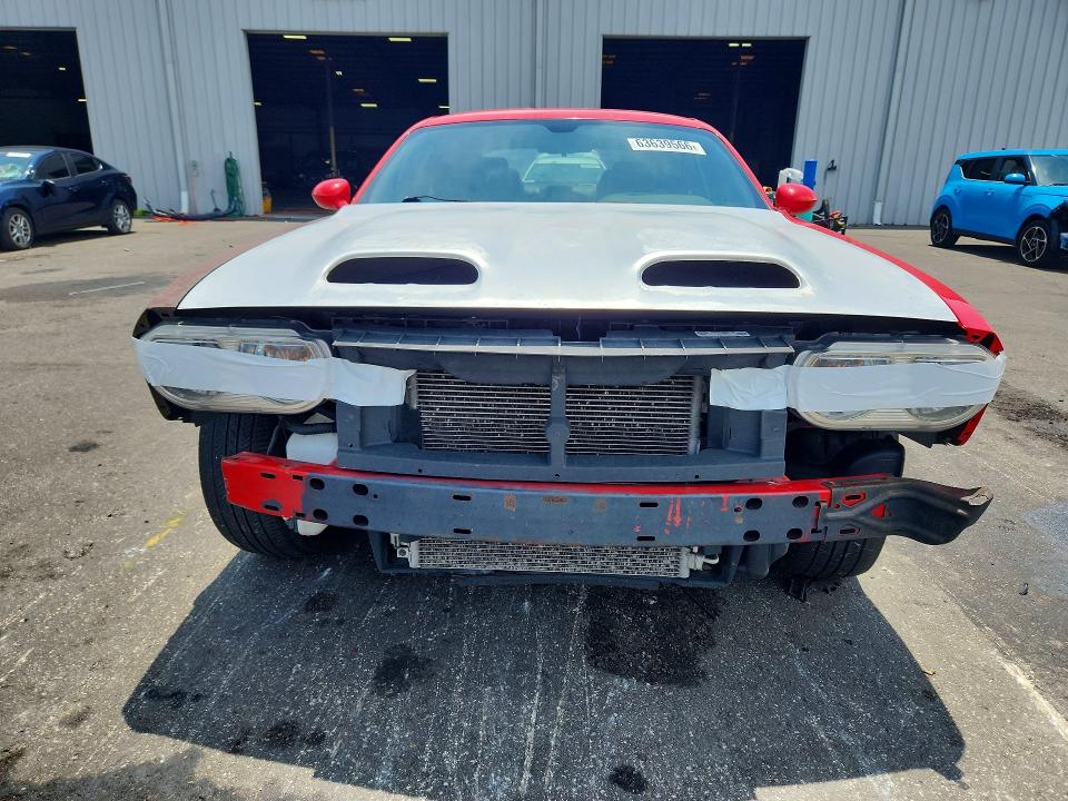 63639566 :رقم المزاد ، 2B3CJ4DV8AH160164 vin ، 2010 Dodge Challenger مزاد بيع