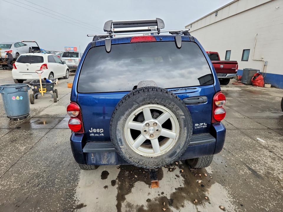 2005 Jeep Liberty მანქანა იყიდება აუქციონზე, vin: 1J4GL58K15W650852, აუქციონის ნომერი: 64341656