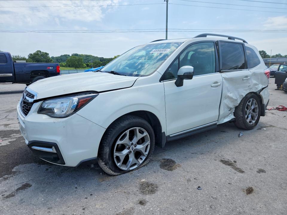 65996686 :رقم المزاد ، JF2SJAWC3JH469892 vin ، 2018 Subaru Forester مزاد بيع