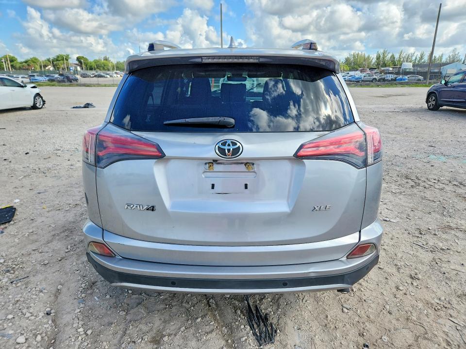 Продаж на аукціоні авто 2018 Toyota Rav4, vin: JTMWFREVXJJ169309, номер лоту: 64631126