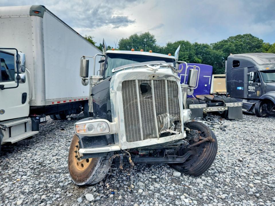 Продаж на аукціоні авто 2026 Peterbilt 589, vin: 1XPED49XXTD790596, номер лоту: 62013066