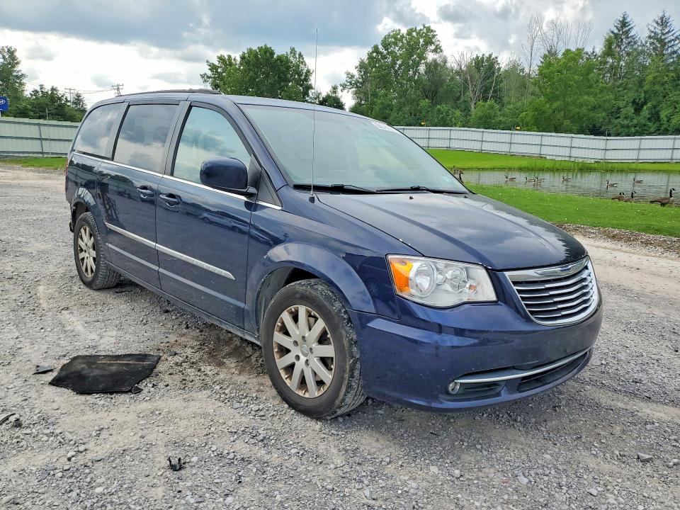 64570126 :رقم المزاد ، 2C4RC1BG7GR205359 vin ، 2016 Chrysler Town & Country مزاد بيع