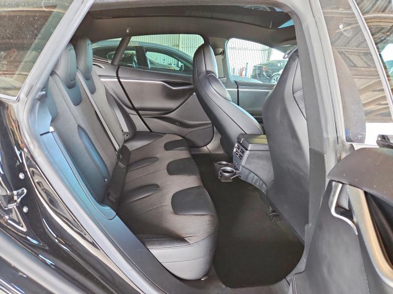 64856896 :رقم المزاد ، 5YJSA1E20HF208219 vin ، 2017 Tesla Model S مزاد بيع
